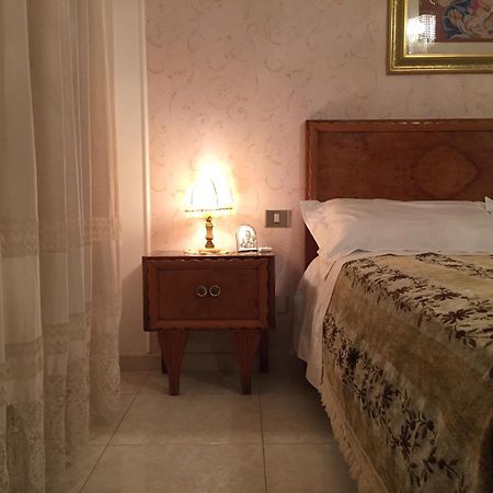B&B Donna Porzia ตรานิ ภายนอก รูปภาพ