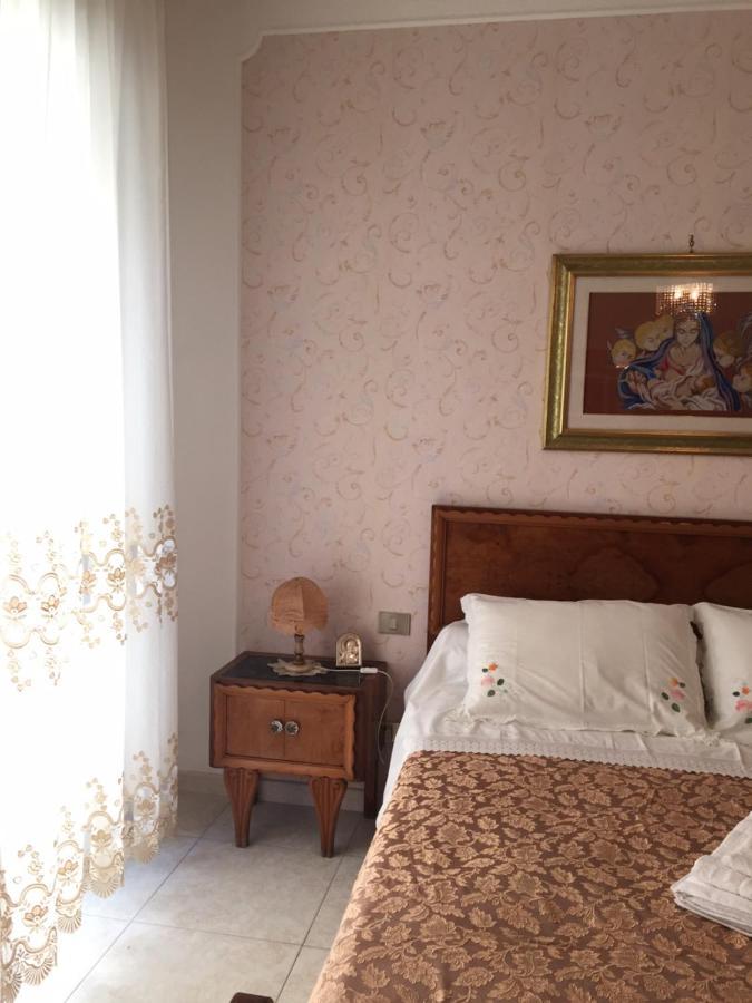 B&B Donna Porzia ตรานิ ภายนอก รูปภาพ